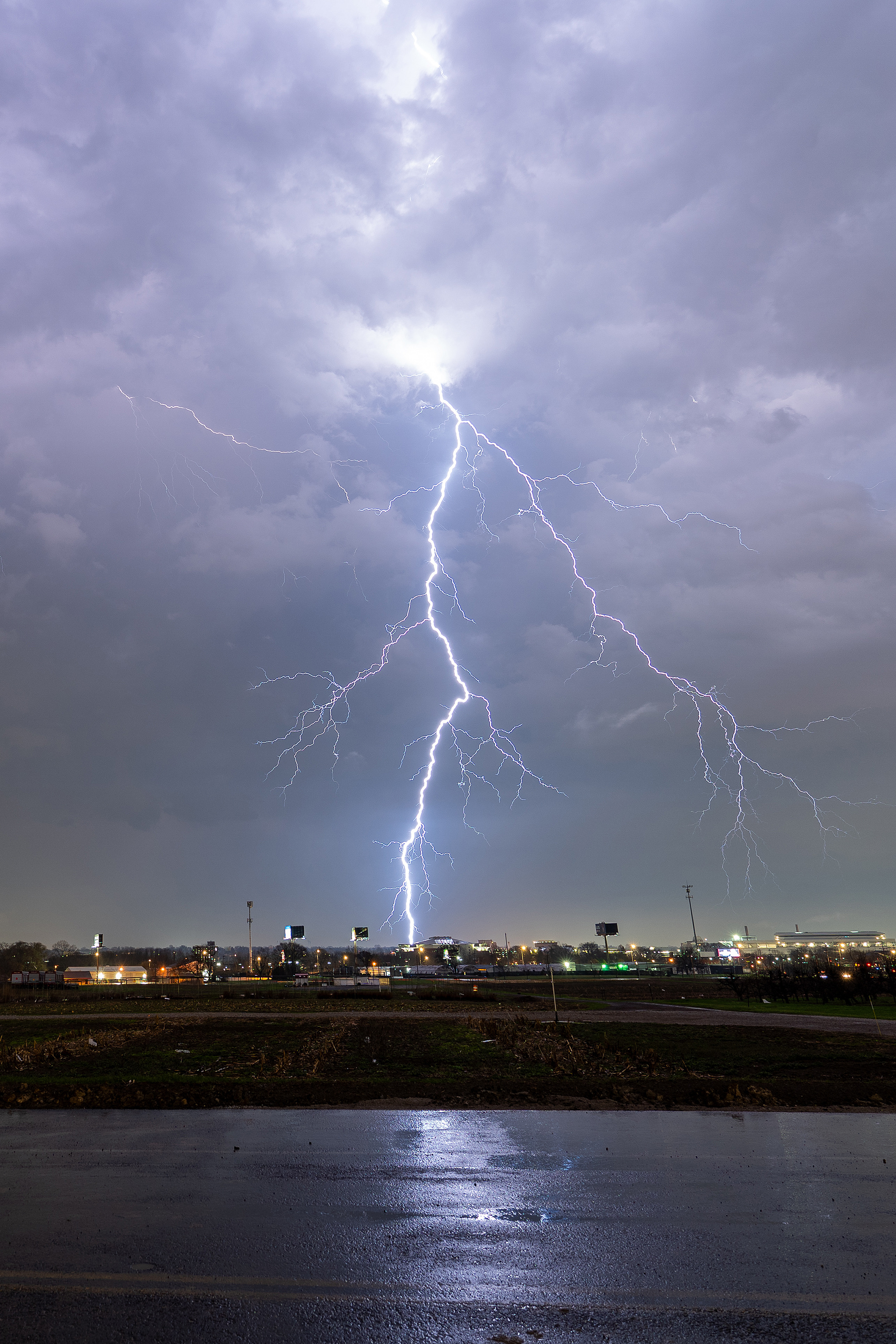 Picture of lightning.